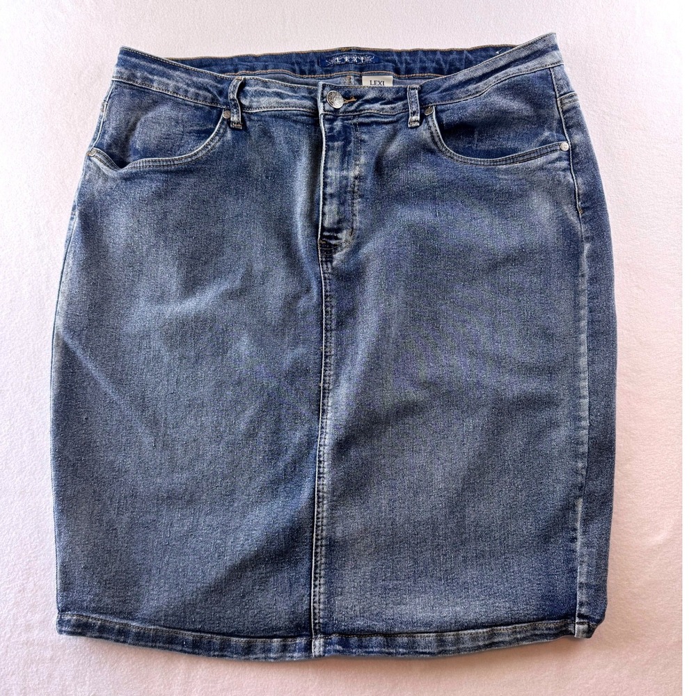 LEXI Jeans Women's Size 20 Blue Denim Knee Length Pencil Skirt Stretch Y2K